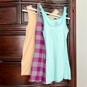 Mossimo tanks size medium bundle of 3